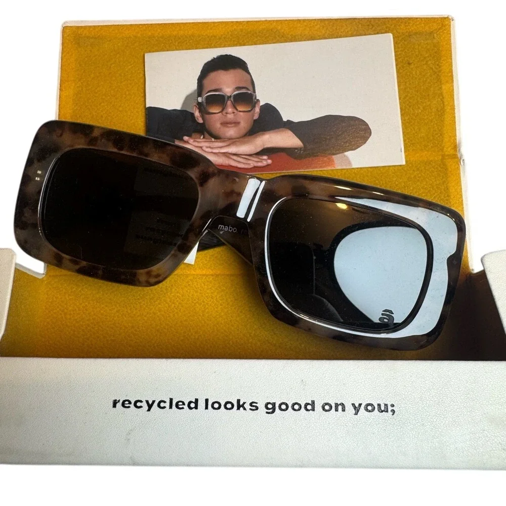 Tortoiseshell Rectangular Women's Sunglasses - Brown